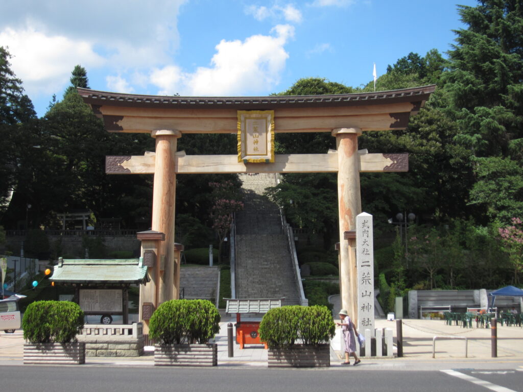 宇都宮二荒山神社の鳥居
